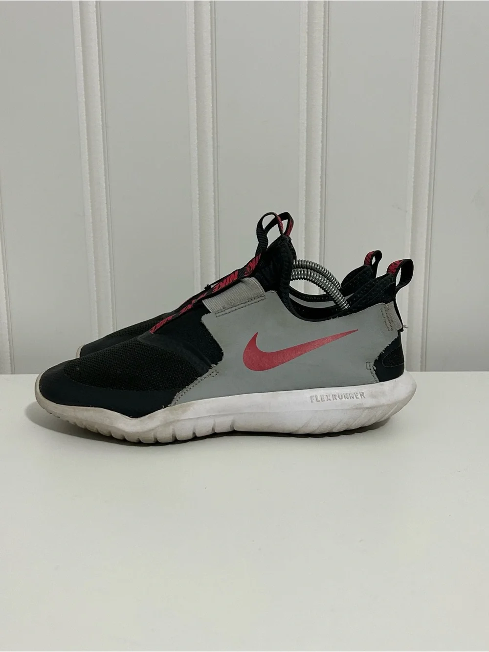 Nike Kids Slip-On Flex Runner Sneakers - Black, Gray & Red